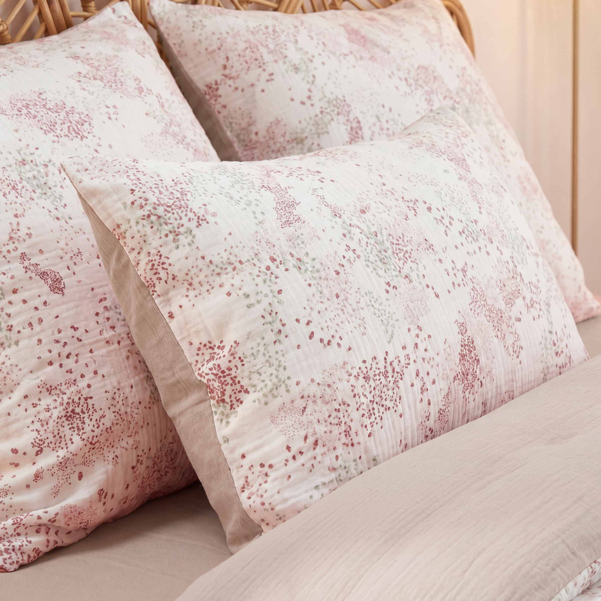 Lot de 2 taies d'oreiller gaze de coton ELSA LOFT ecru, SENSEI MAISON