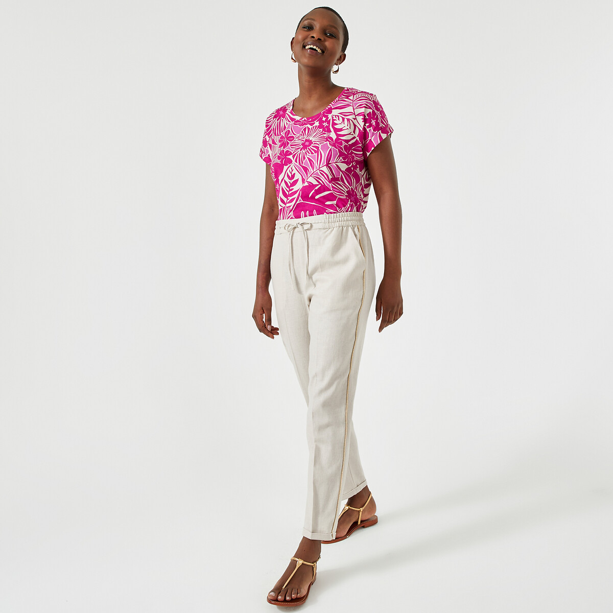Floral Print T-Shirt with Crew Neck and Short Sleeves pink floral print, ANNE WEYBURN