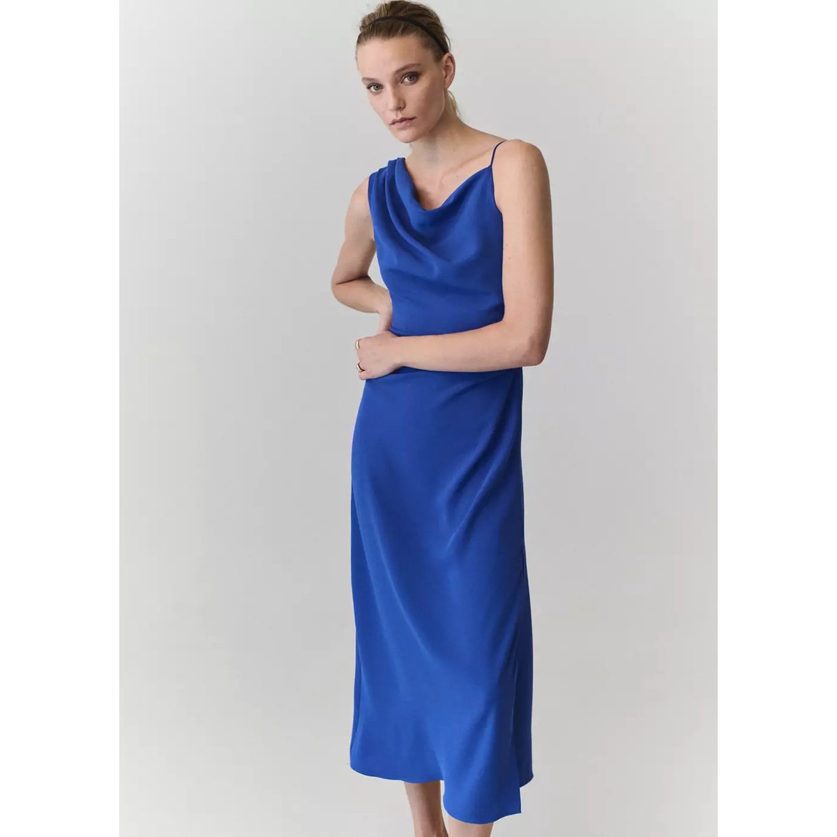 Robe asymétrique froncée latérale bleu, MANGO