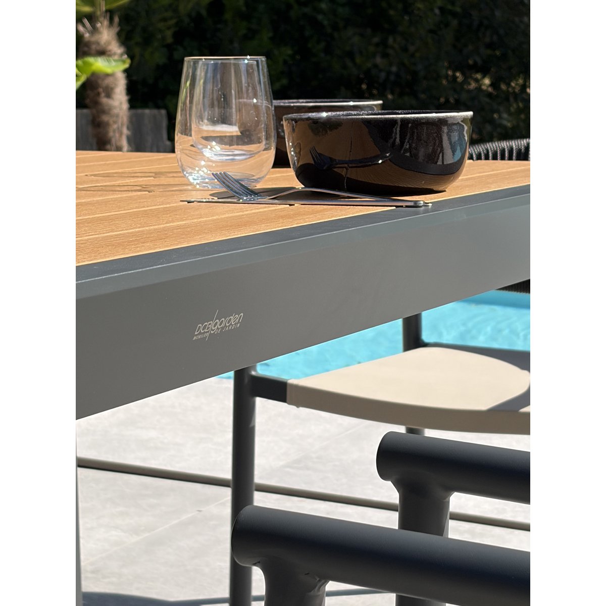 Ensemble repas de jardin 6 places en alu TONGA gris anthracite, DCB GARDEN