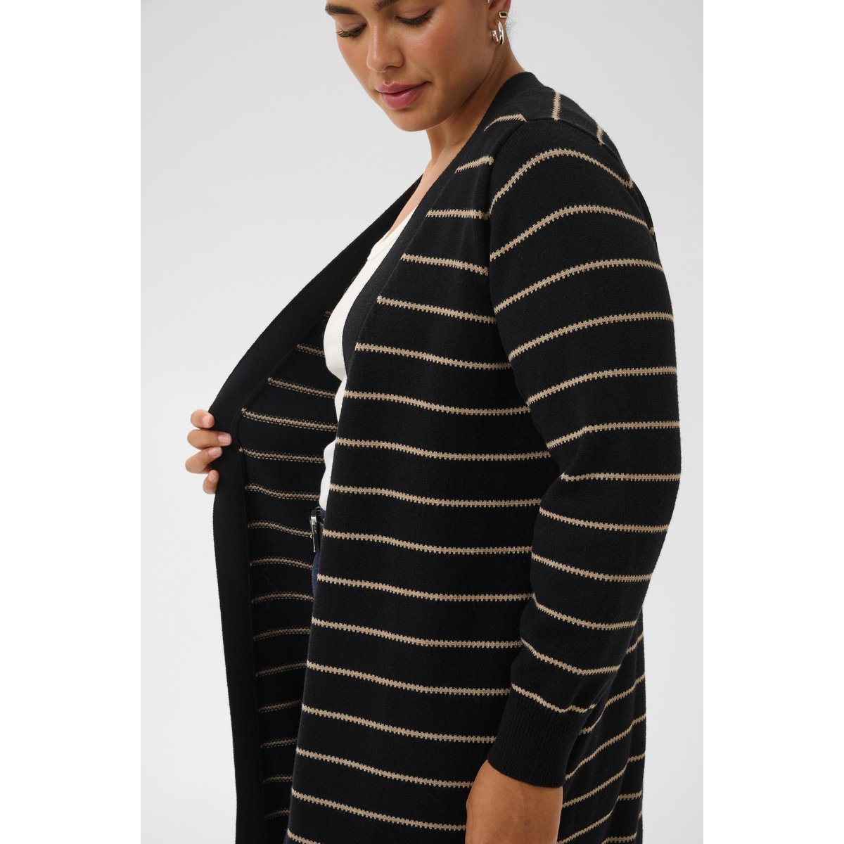 Cardigan à tricot noir beige black/desert taupe m. stripe, KAFFE CURVE