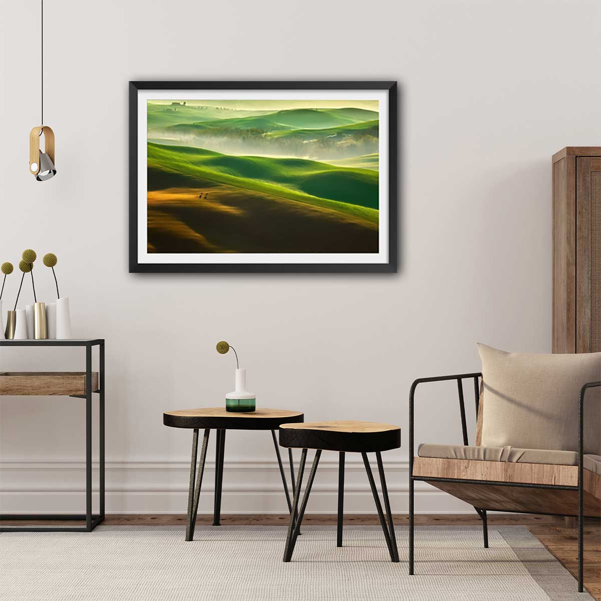 Affiche nature collines brumeuses affiche + cadre en bois - noir, HEXOA