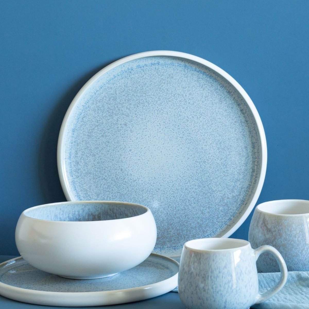 Lot de 4 grandes assiettes, BOREA gris, ARTIME