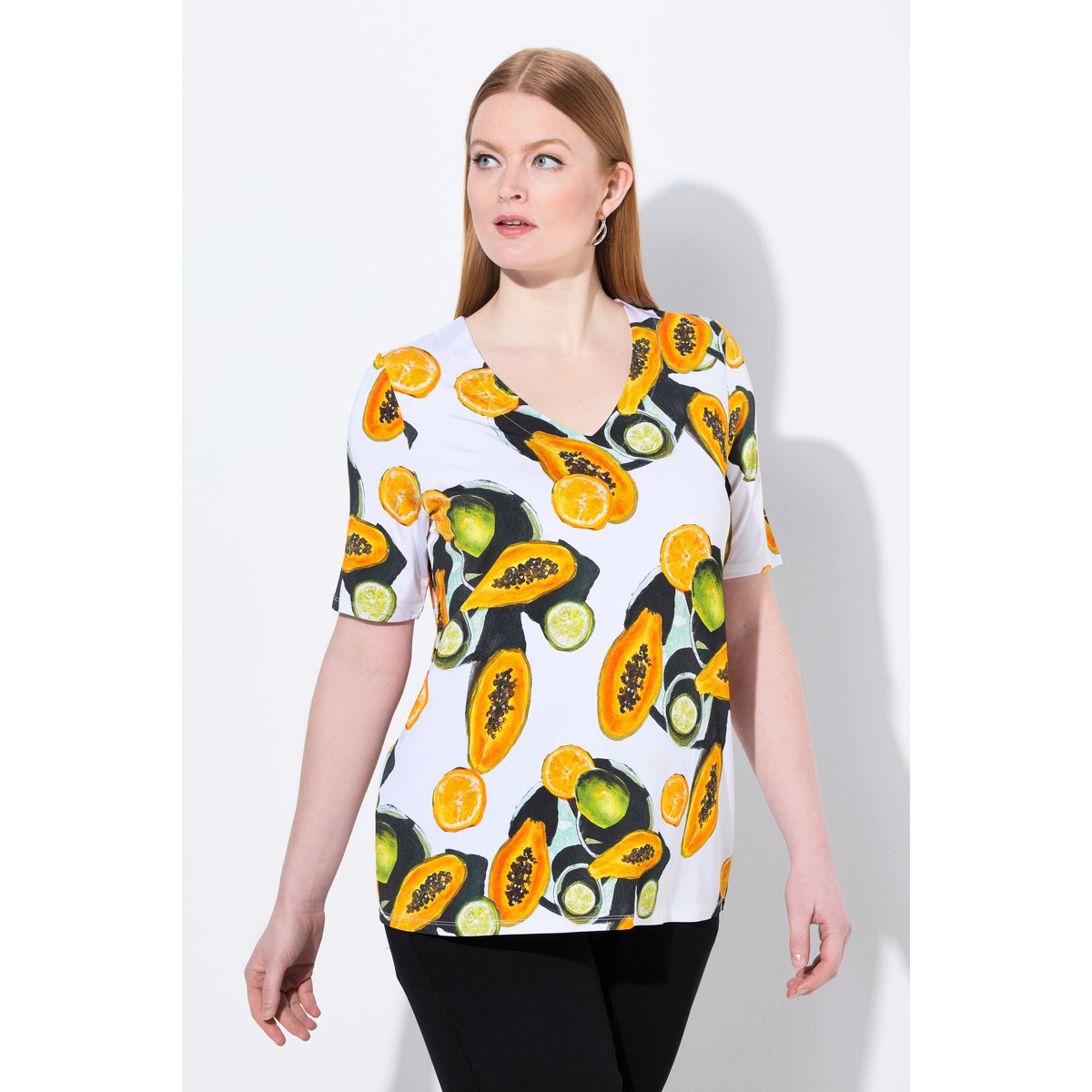 T-shirt au tombé fluide. Motif blanc neige, ULLA POPKEN