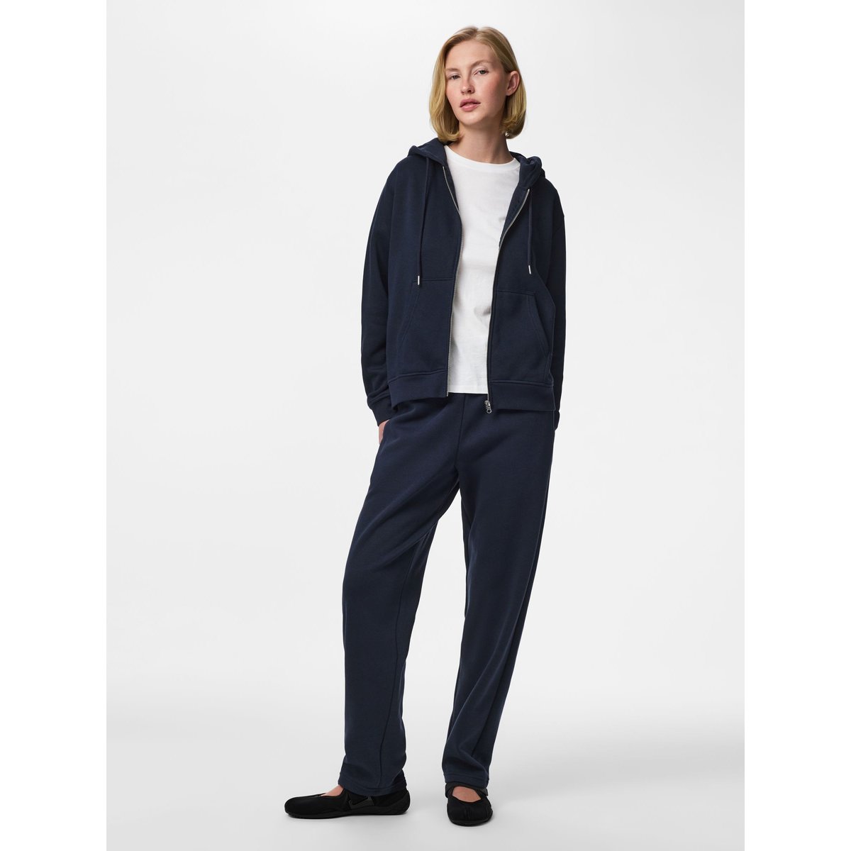 Jogging En Molleton sky captain, PIECES