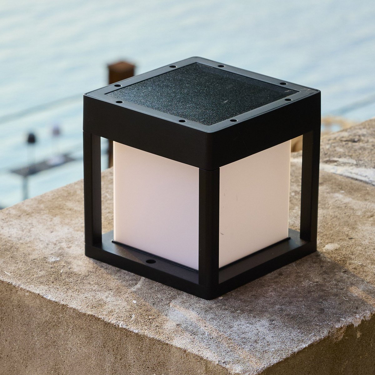 Borne solaire poteau sensor PILARO noir, LUMISKY