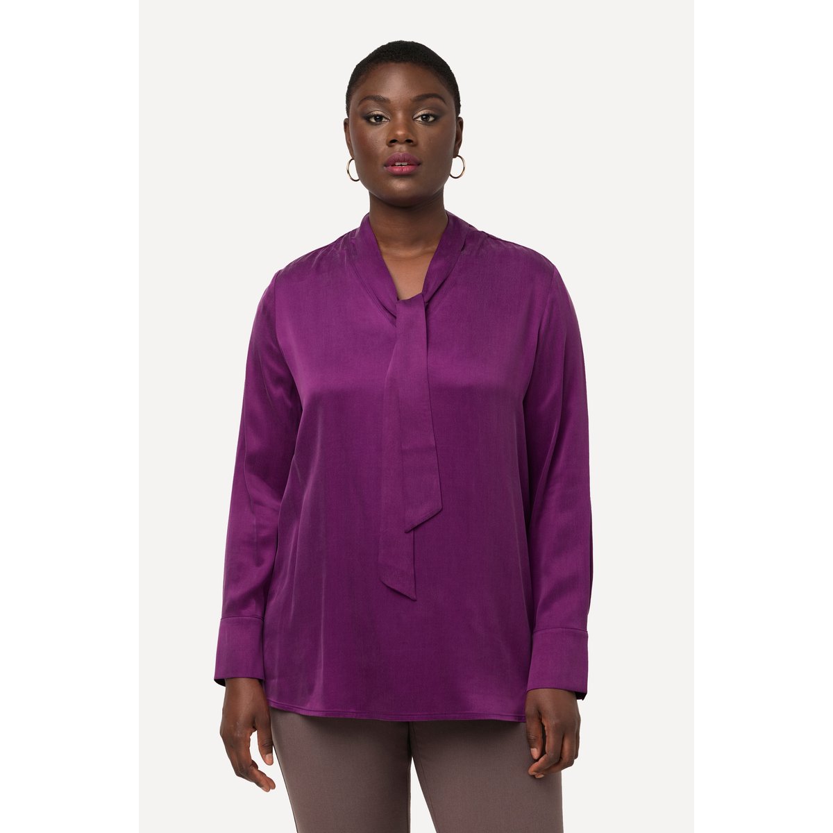 Chemisier en cupro à lavallière violet bordeaux, ULLA POPKEN