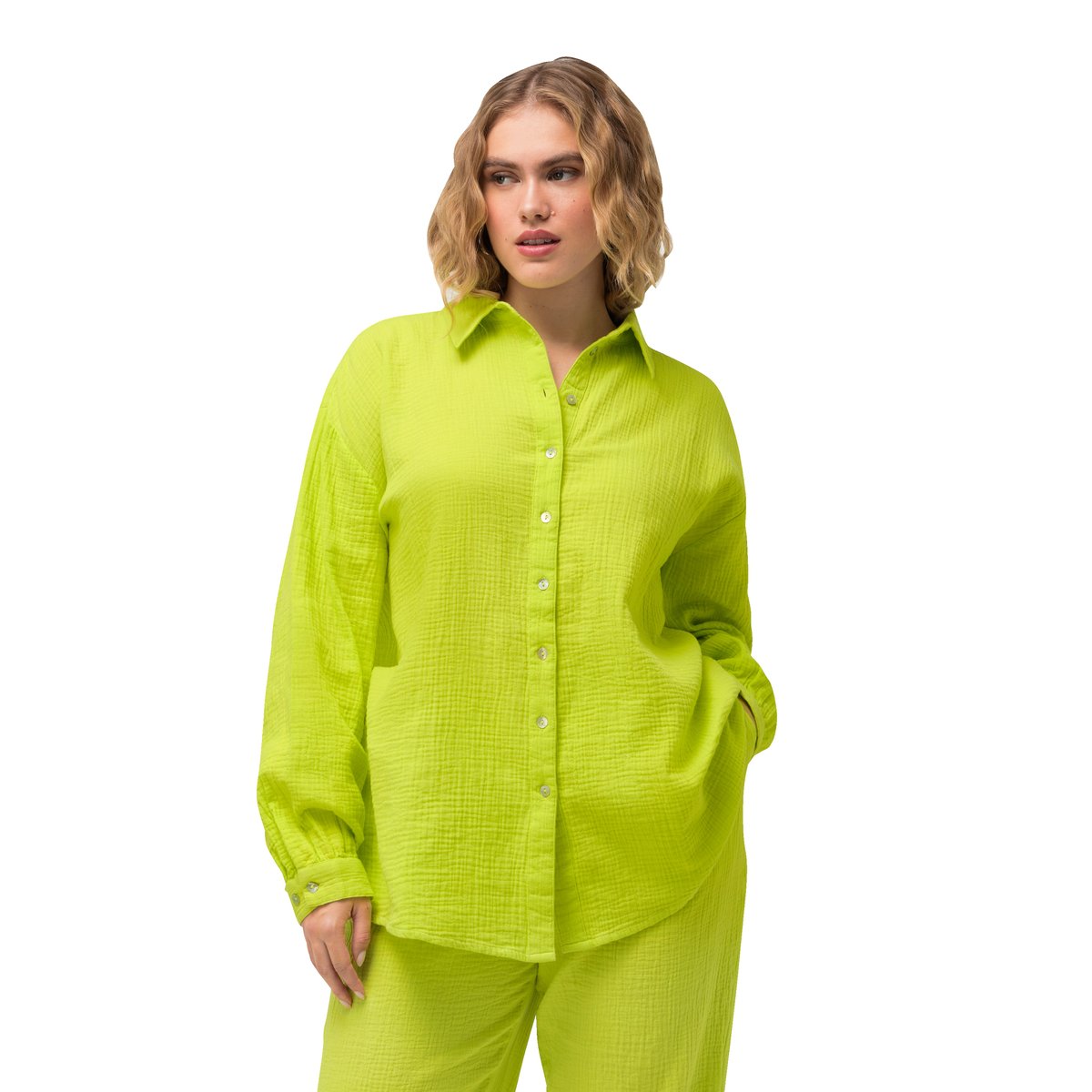 Chemisier oversize en mousseline vert fluo, ULLA POPKEN