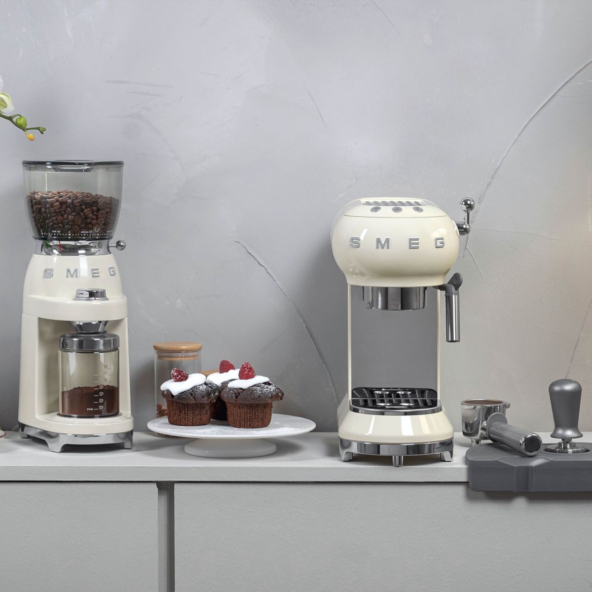 Coffret Set tasseur café mã©tal et gris, SMEG