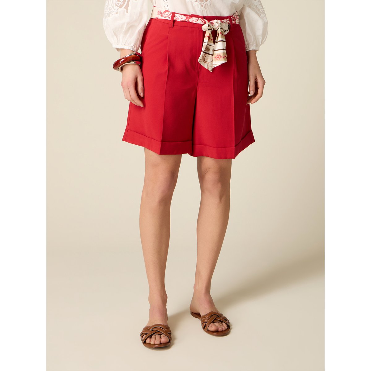 Bermuda avec ceinture fantaisie. rouge, OLTRE