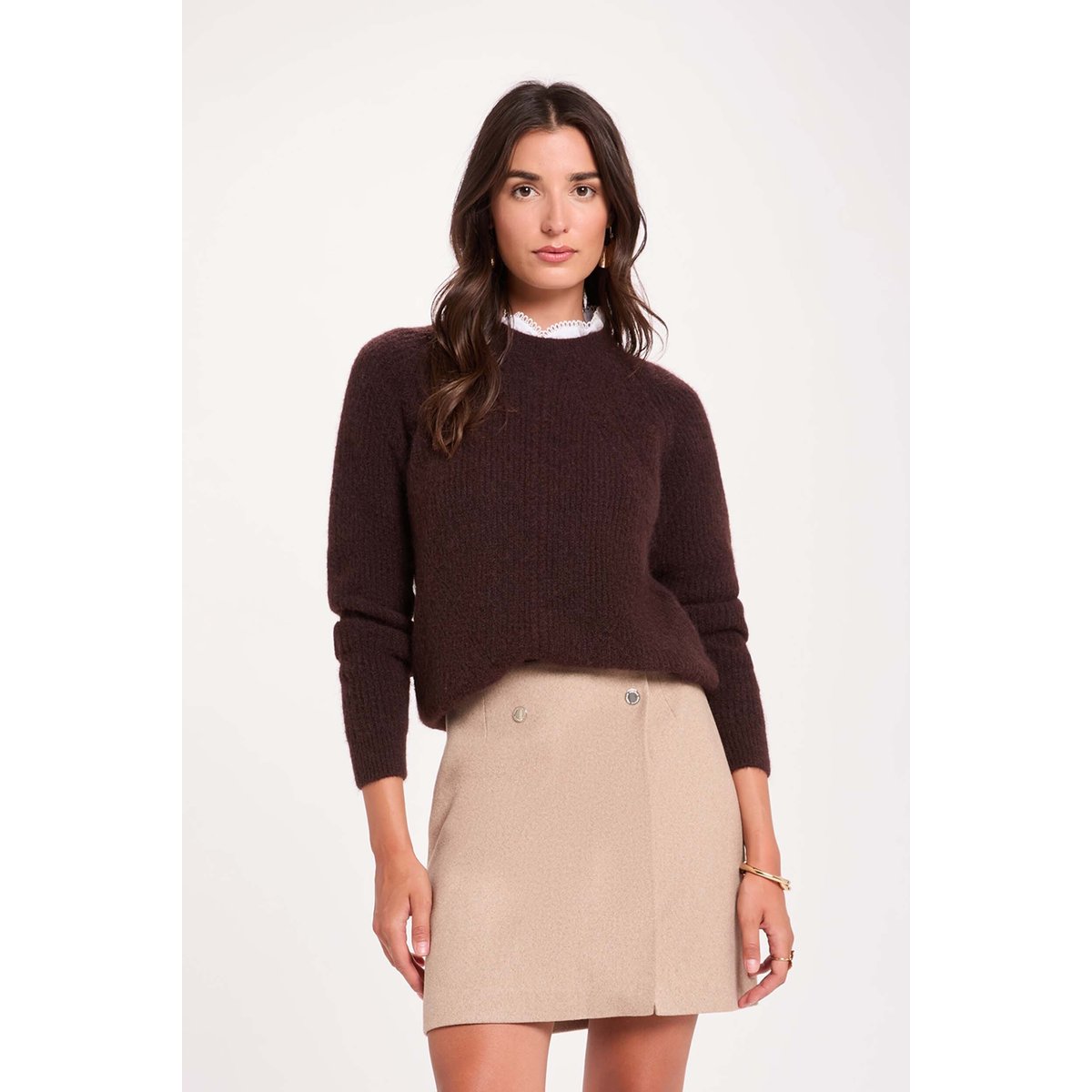 Pull col rond détails chemise marron foncé, MORGAN