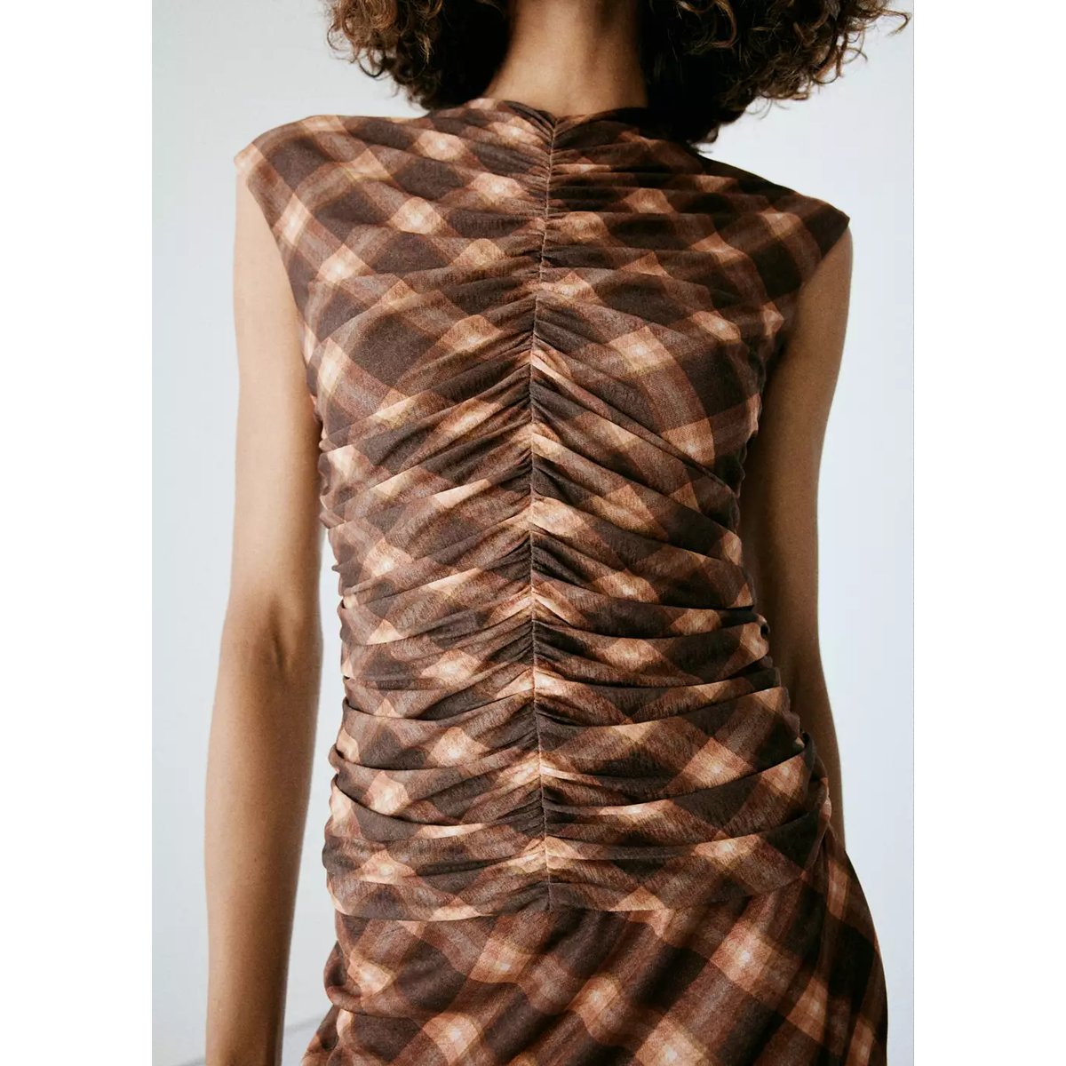 Top carreaux froncé marron, MANGO