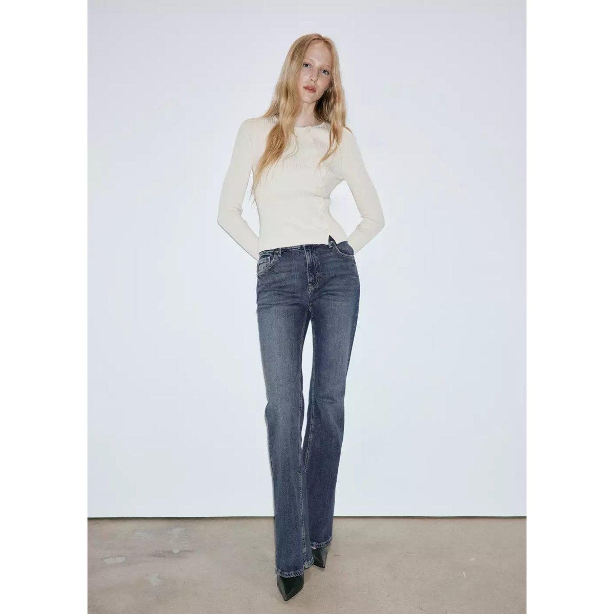 Jean flare taille haute bleu foncé, MANGO