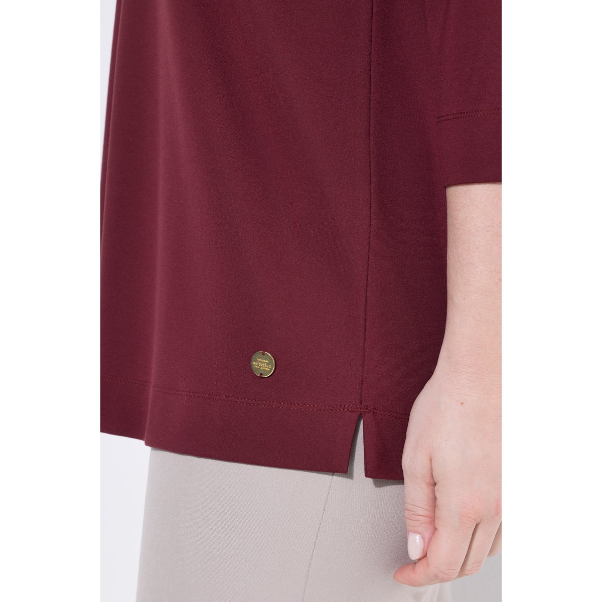 T-shirt col en V avec découpes rouge vin, ULLA POPKEN