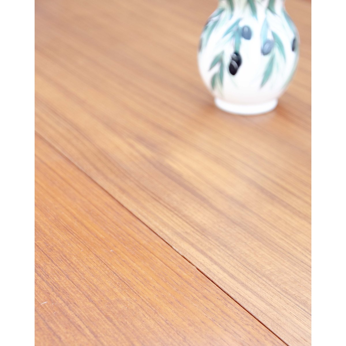 Table à manger en teck scandinave Karla N°1217 - Bon état bois clair, DEBONGOUT