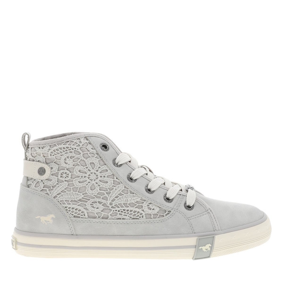 Tennis toile montante grises avec un talon plat et des lacets blancs gris, MUSTANG