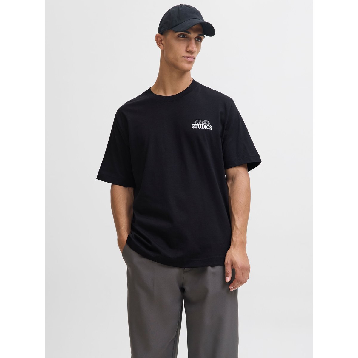 T-Shirt black 1, aprel