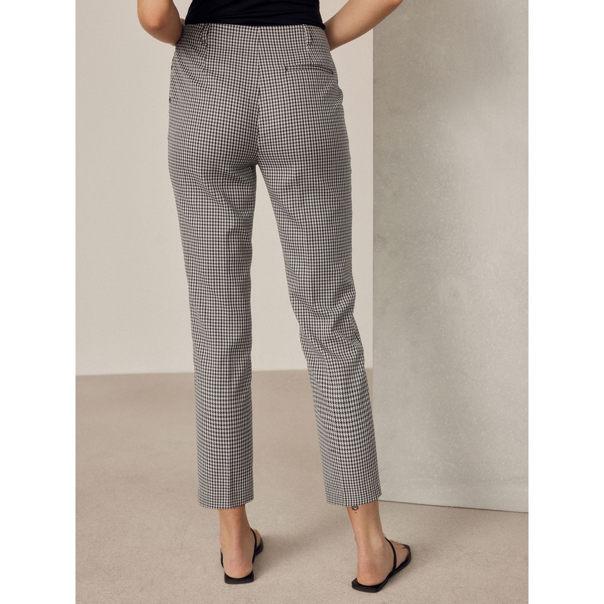 Pantalon slim ajusté à motif pied-de-poule naturel, NEXT