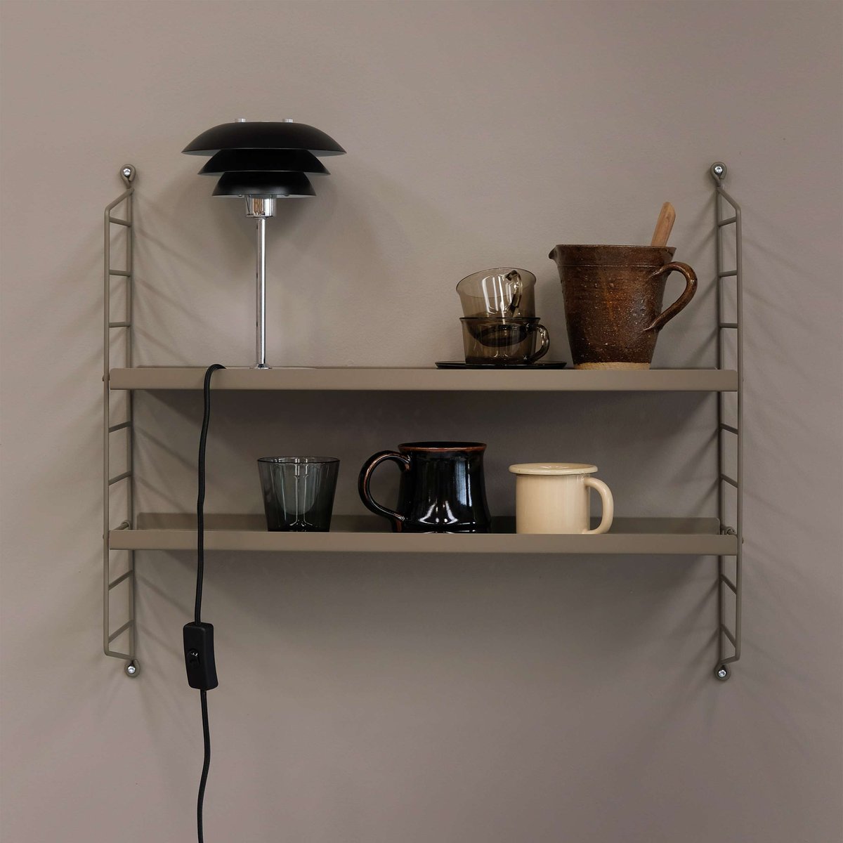 Lampe à poser en Métal DL16 noir, DYBERG LARSEN