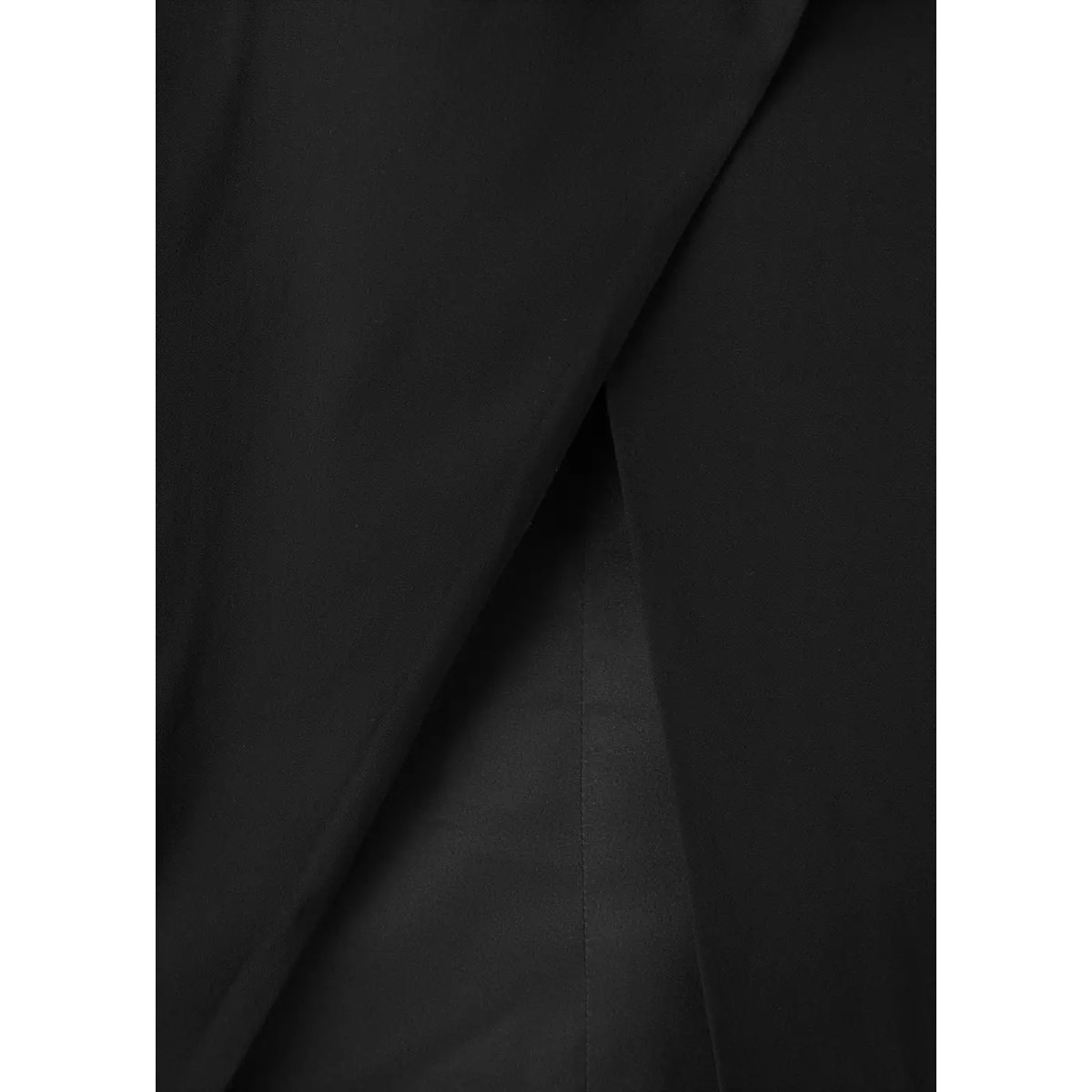 Jupe fendue volant noir, MANGO