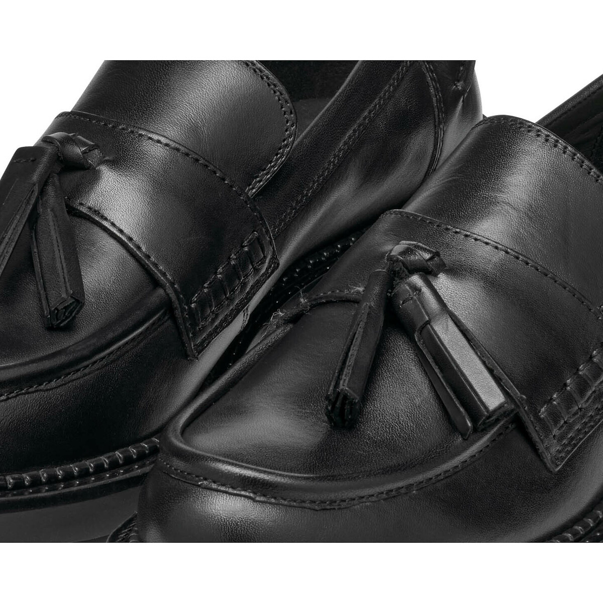 Mocasines transpirables de piel Serilda con borlas negro, GEOX