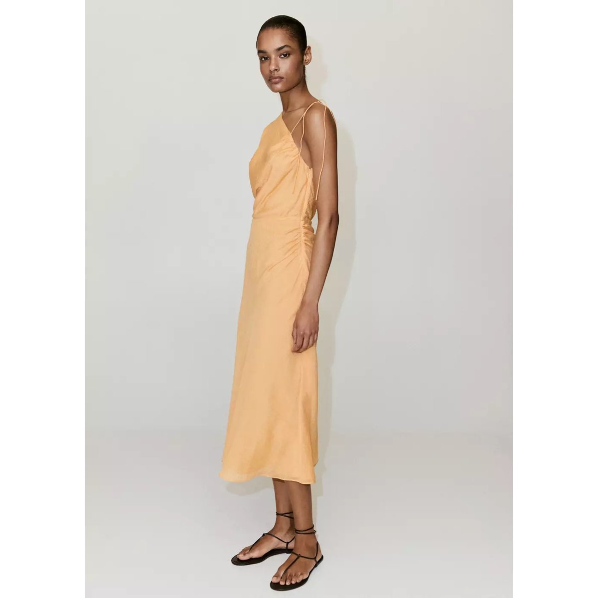 Robe asymétrique détail nœud orange, MANGO