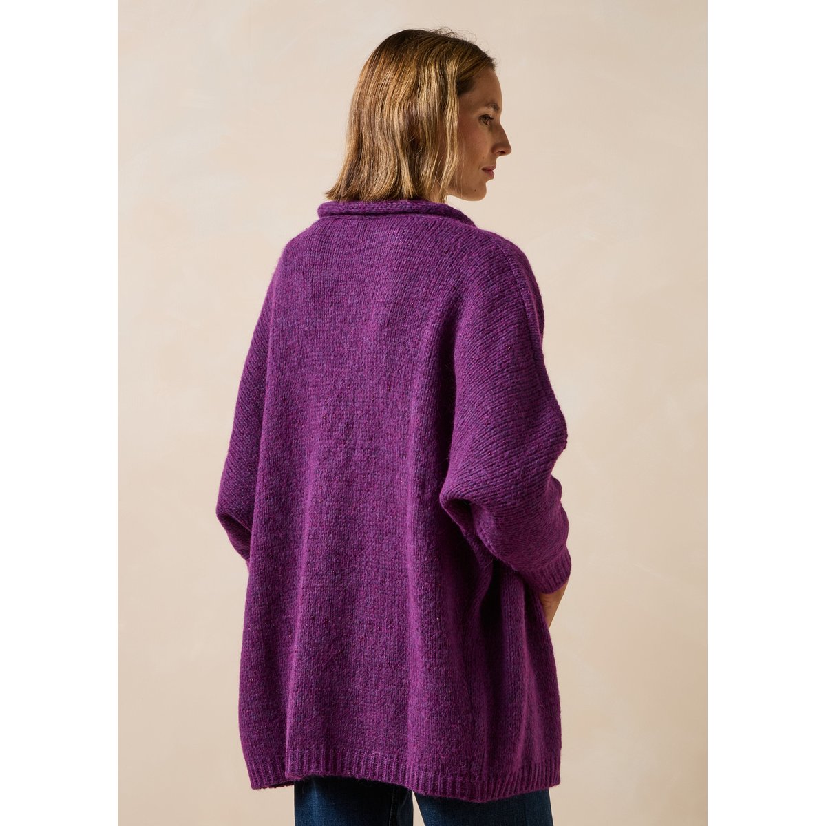 Gilet mi-long oversize en maille irisée cassis, LA FEE MARABOUTEE
