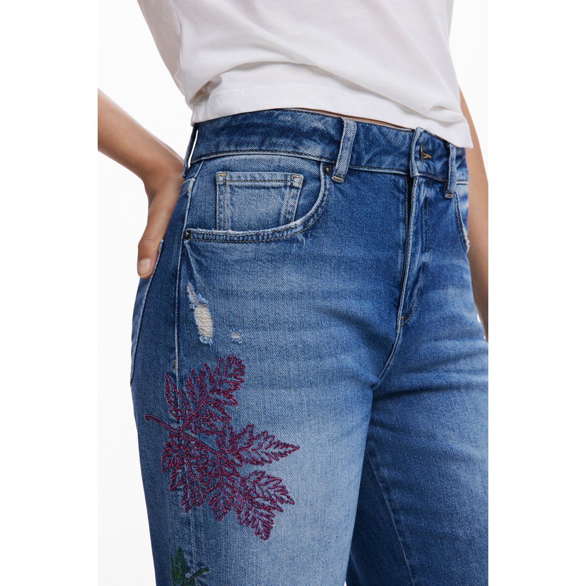 Jean culotte brodé bleu clair, DESIGUAL
