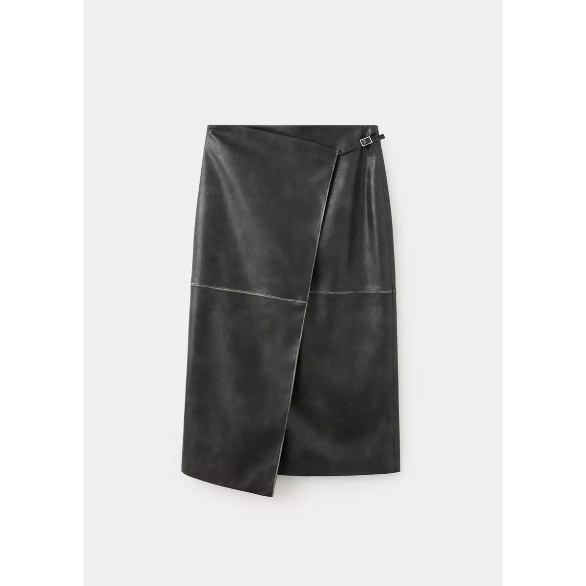 Jupe croisée en cuir synthétique noir, MANGO