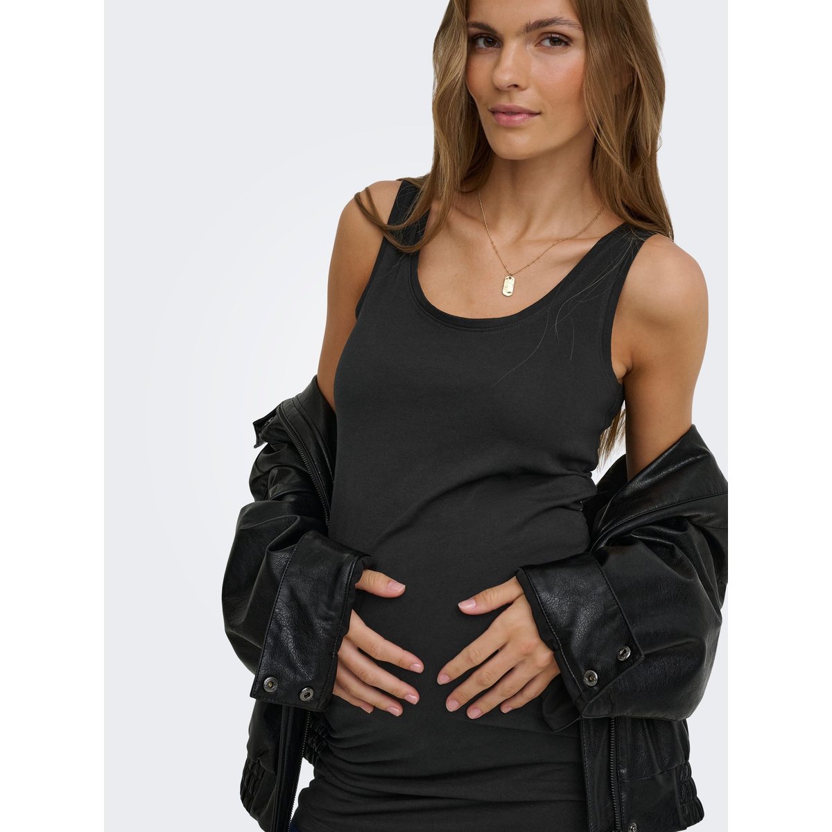 Top black 8, ONLY