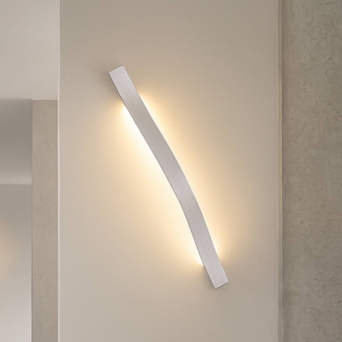 Applique en métal moderneLED, Alvon argent, LINDBY