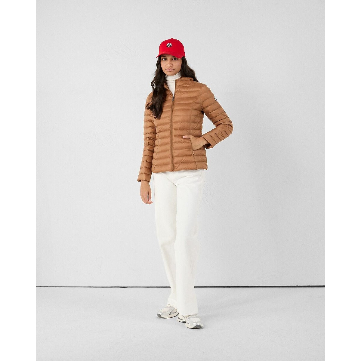 Cloe Padded Jacket with High-Shine Finish chestnut, JOTT