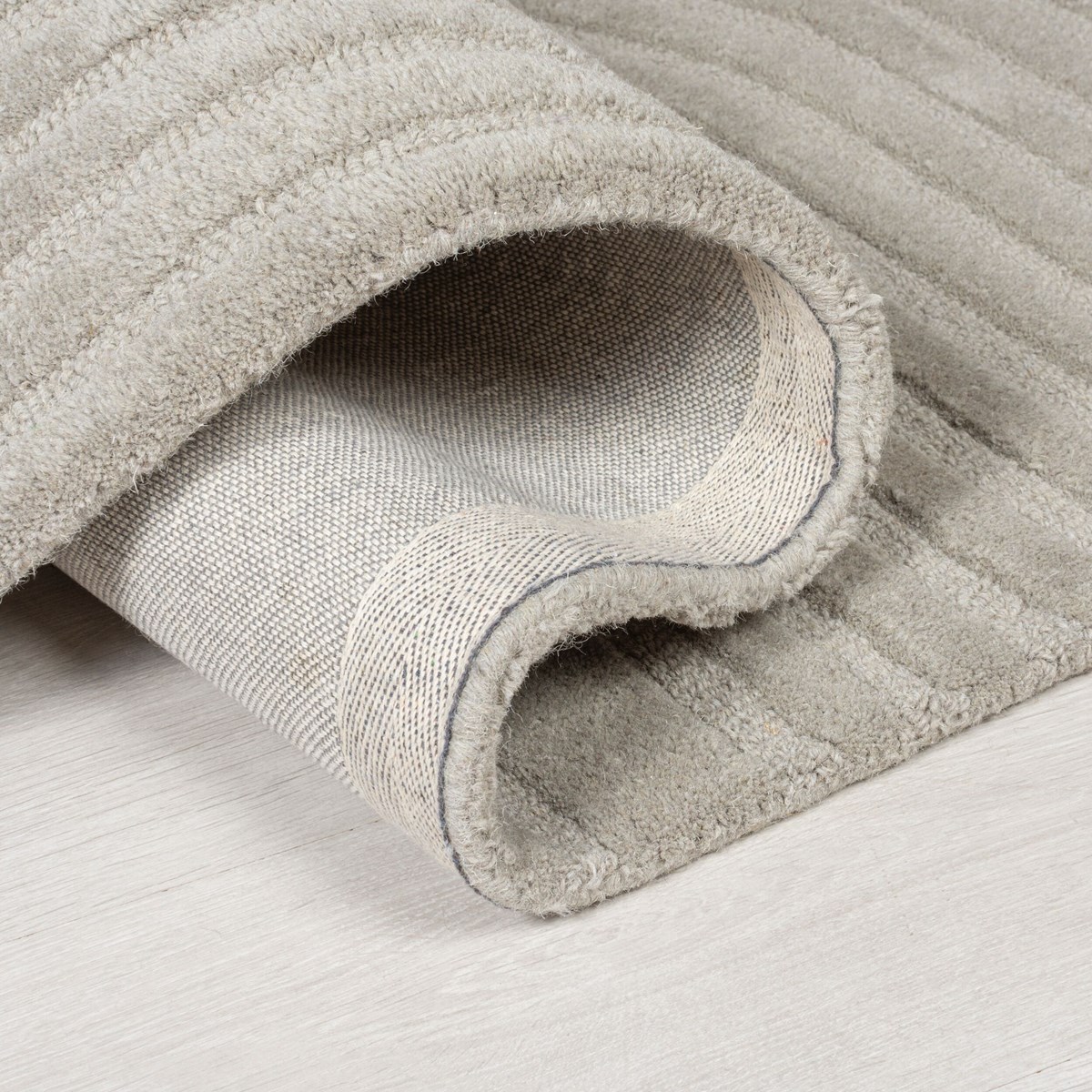 Tapis salon et chambre pure laine fait main SUNRISE gris, NOVATREND