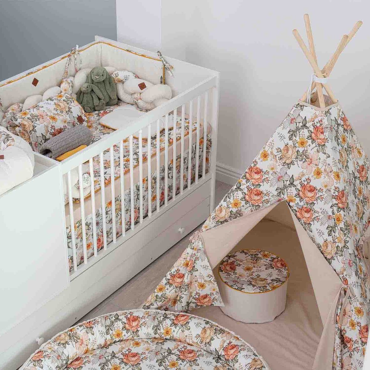 Protège carnet de santé en satin de coton NÉO VINTAGE néo vintage imprimé floral, beige, blanc, SEVIRA KIDS