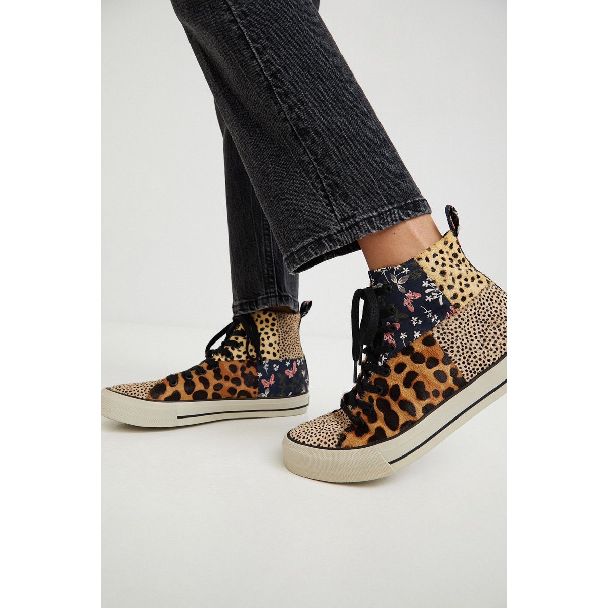 Sneakers Montantes Patch En Cuir marron, DESIGUAL
