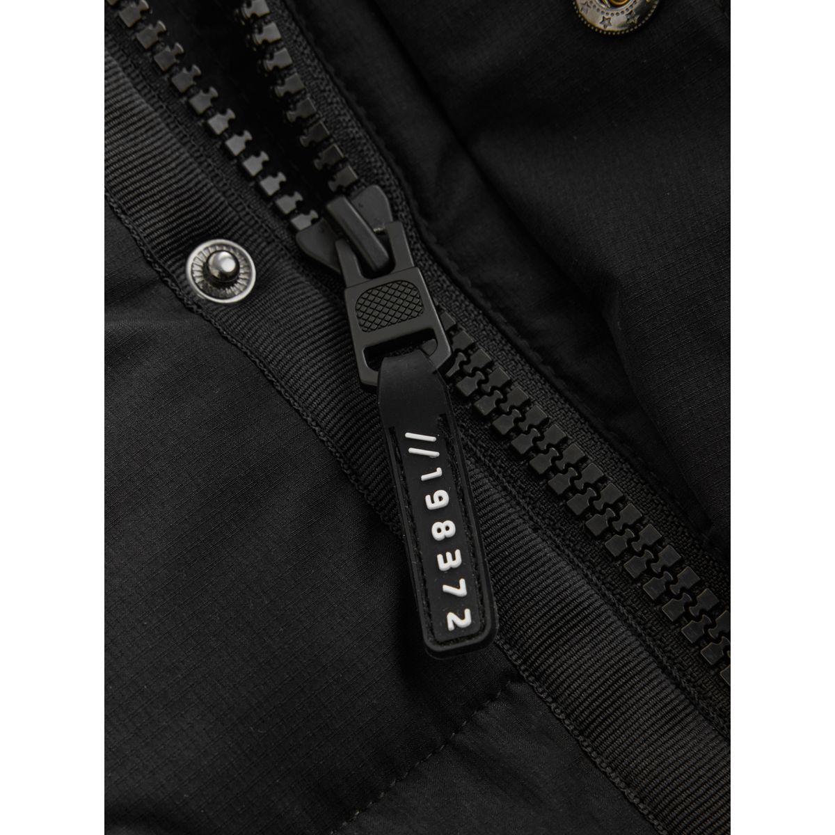 Parka chaude imperméable avec imitation fourrure noir, NEXT