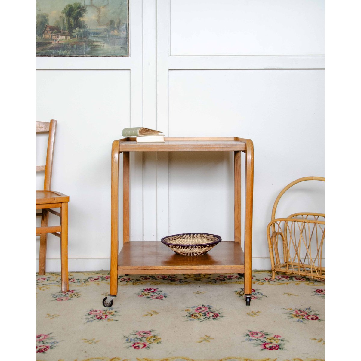 Desserte en bois aux pieds galbés Henriette N°192 - Bon état orange, DEBONGOUT