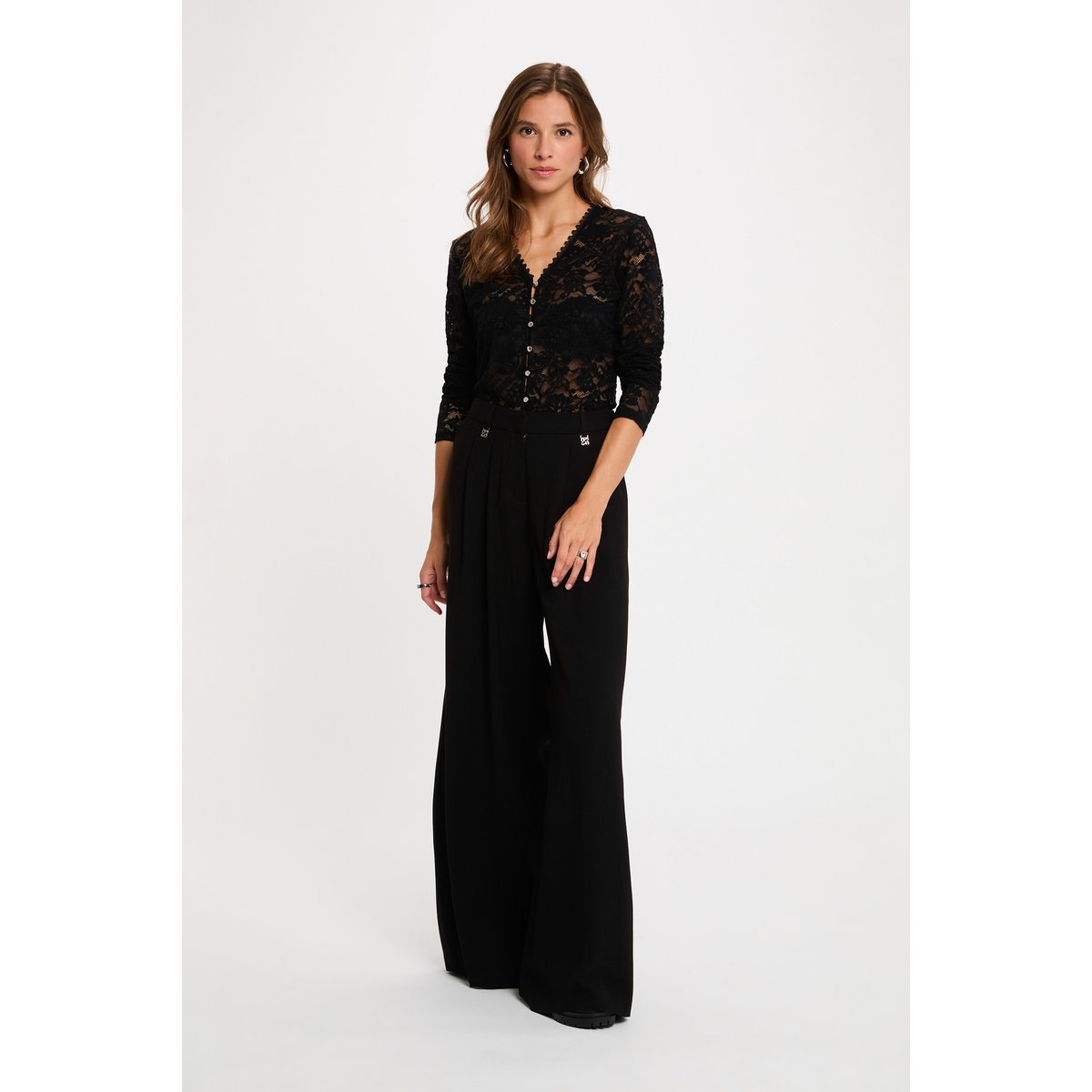 Chemise en dentelle col v noir, MORGAN
