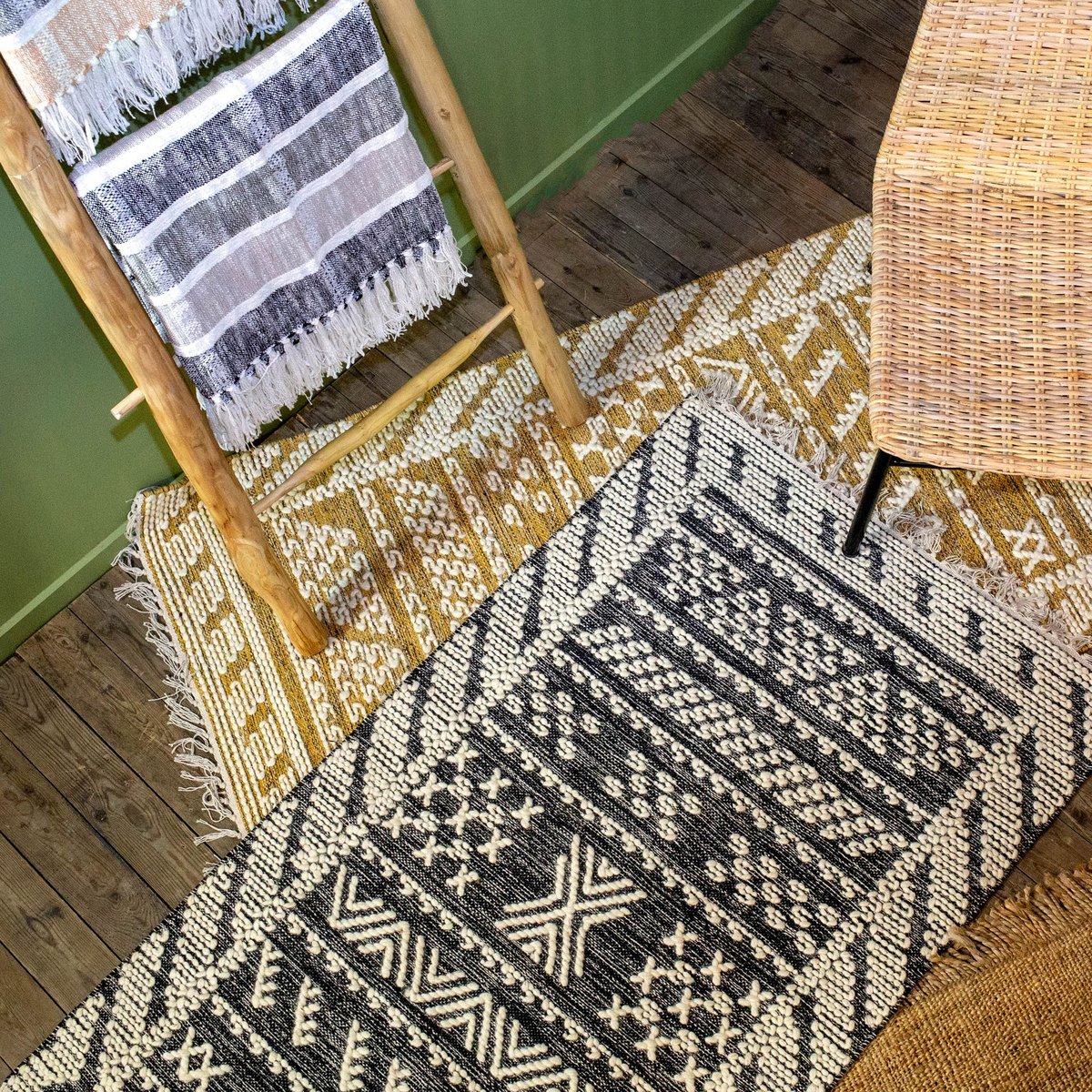Tapis en laine et coton gris-noir, NOW'S HOME