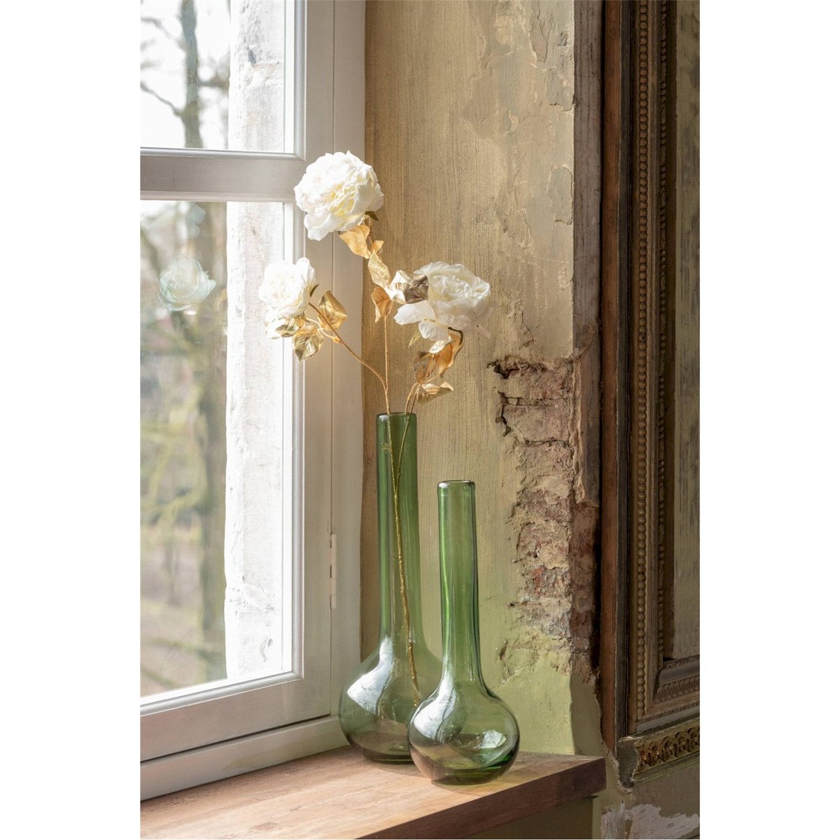 Vase flacon en verre soufflé base ronde vert transparent, RECOLLECTION