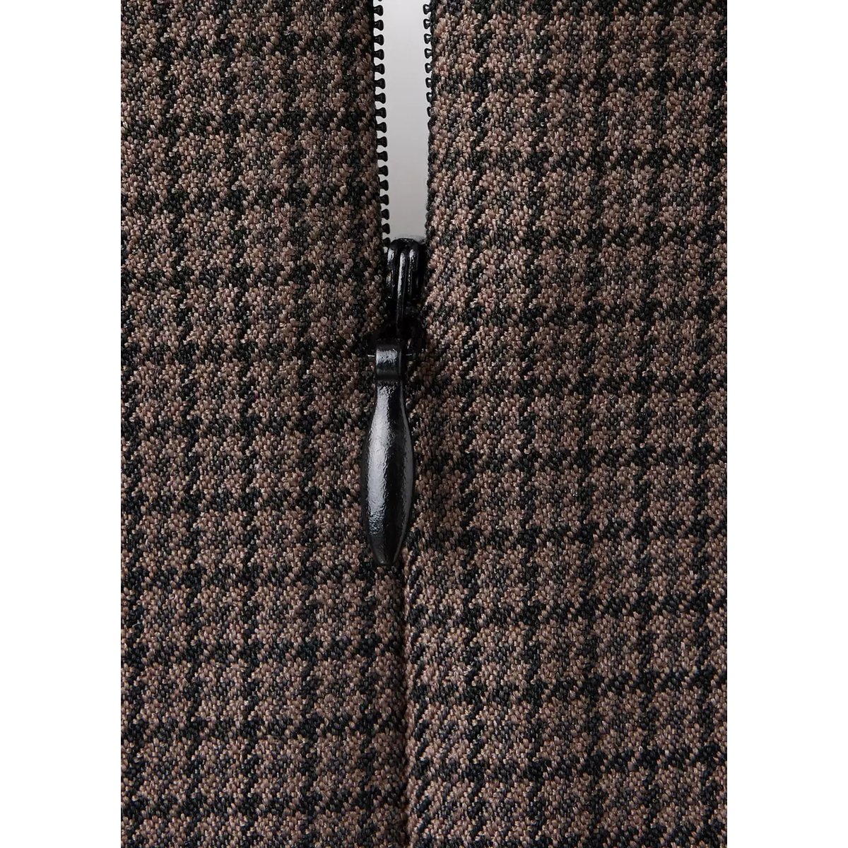 Robe à motif pied-de-poule froncée marron, MANGO