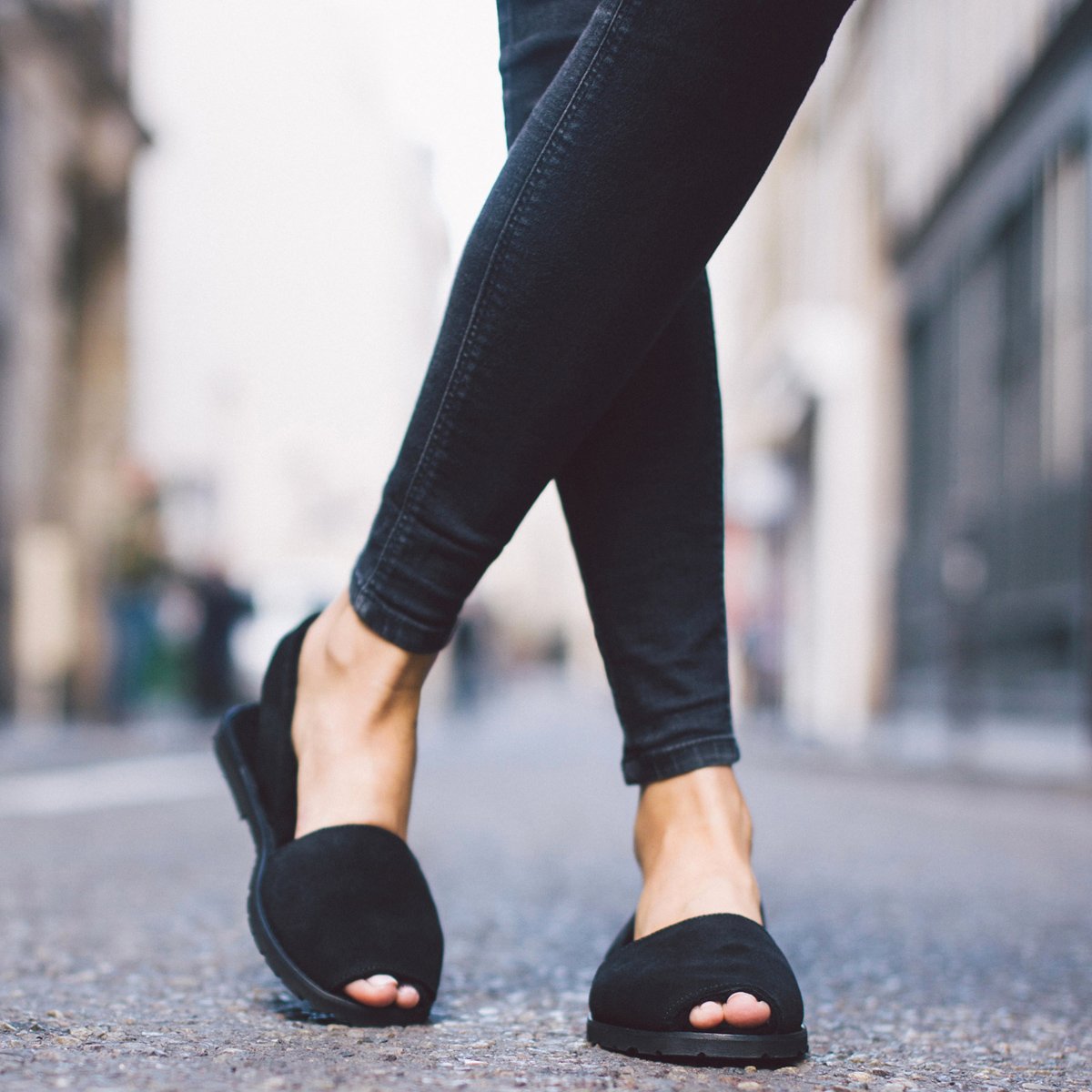 Sandales à bride en peau lainée AVARCA noir, MINORQUINES