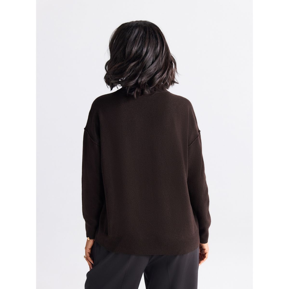 Cardigan ultra-doux à col v et poches marron chocolat, NEXT