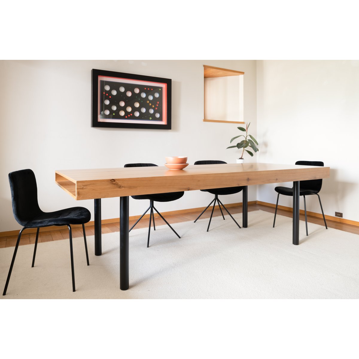 Table de repas en chêne AVESTA bois clair, PRODUIT INTERIEUR BRUT