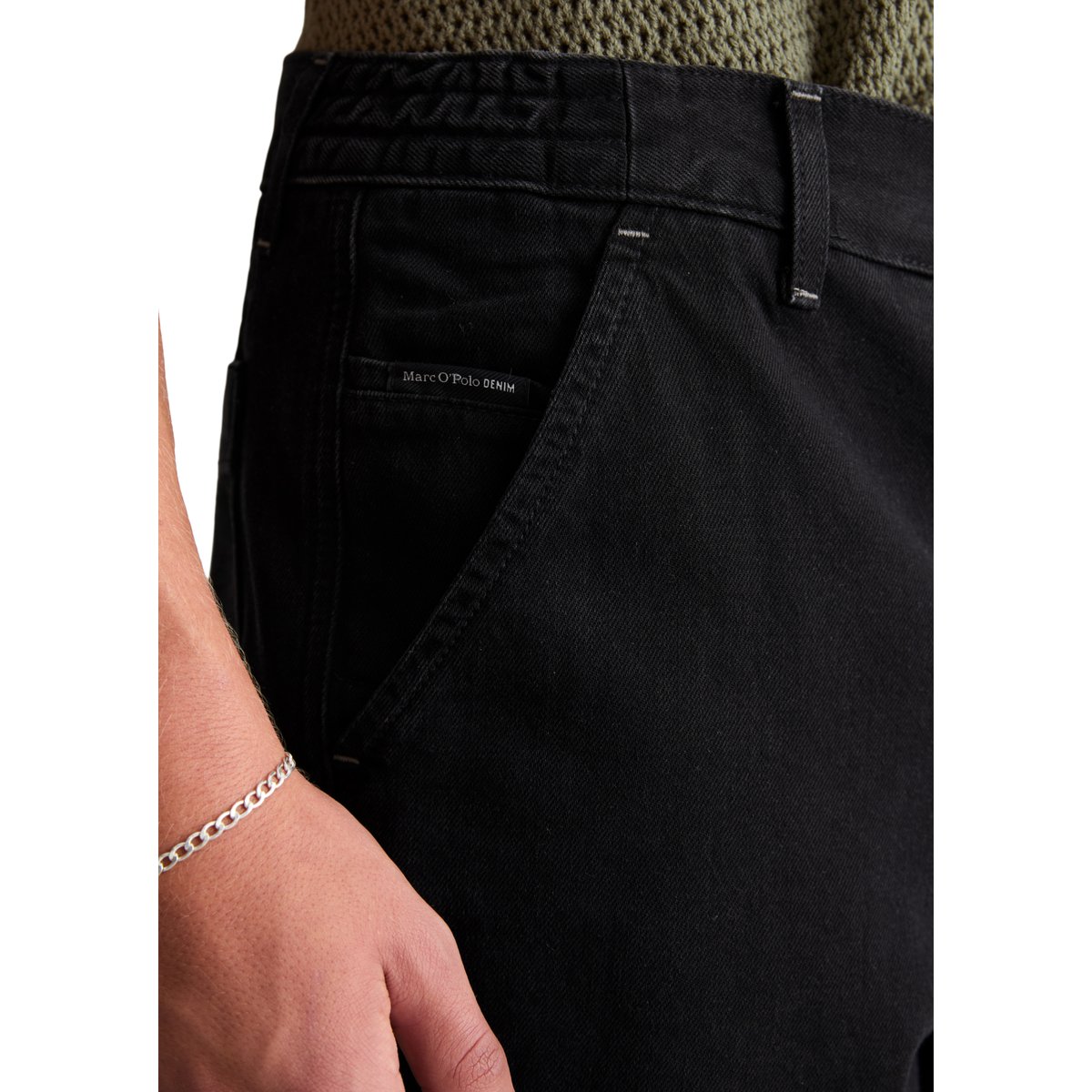Short en jean en coton bio et lyocell noir, MARC O’POLO DENIM