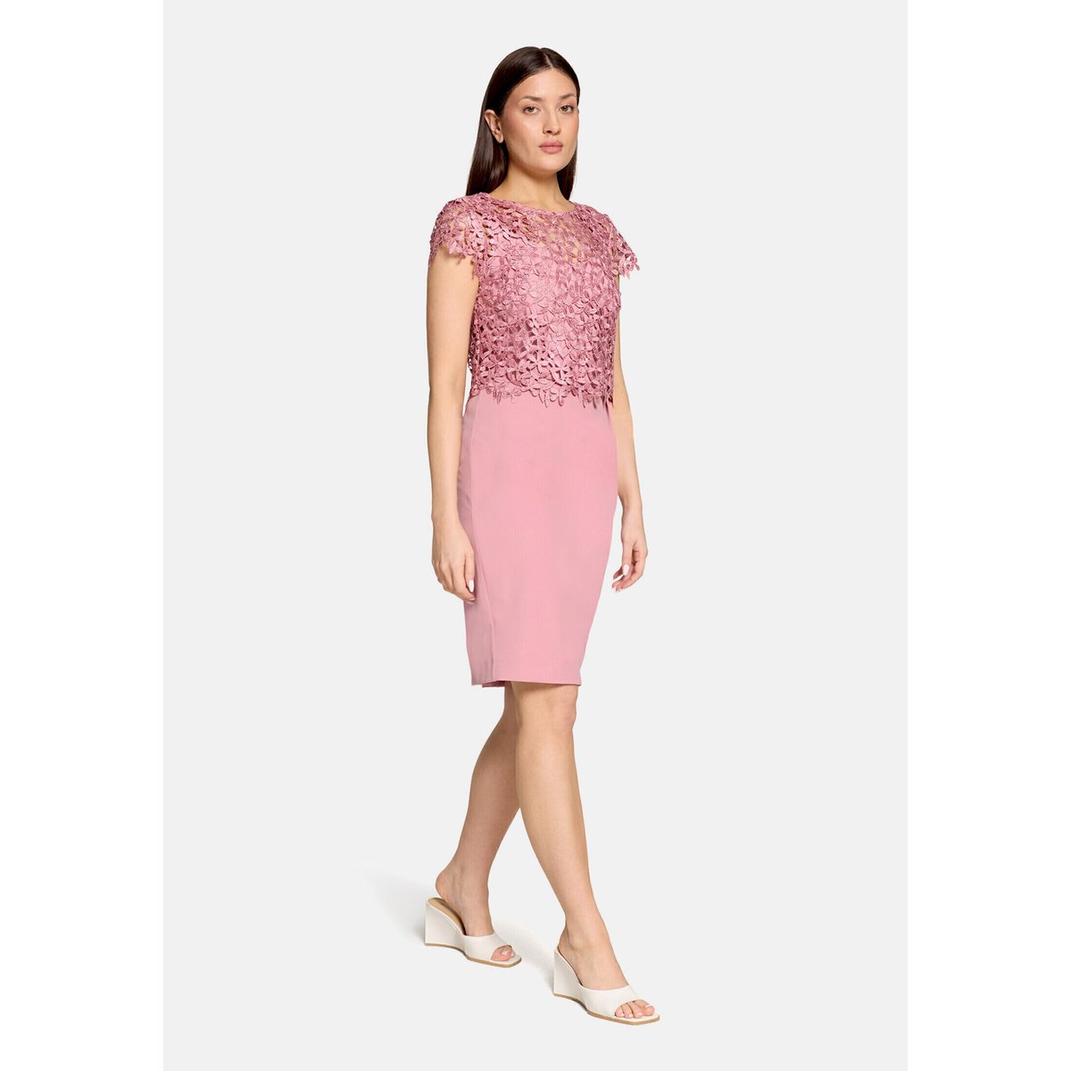 Robe droite en dentelle vintage blossom, VERA MONT