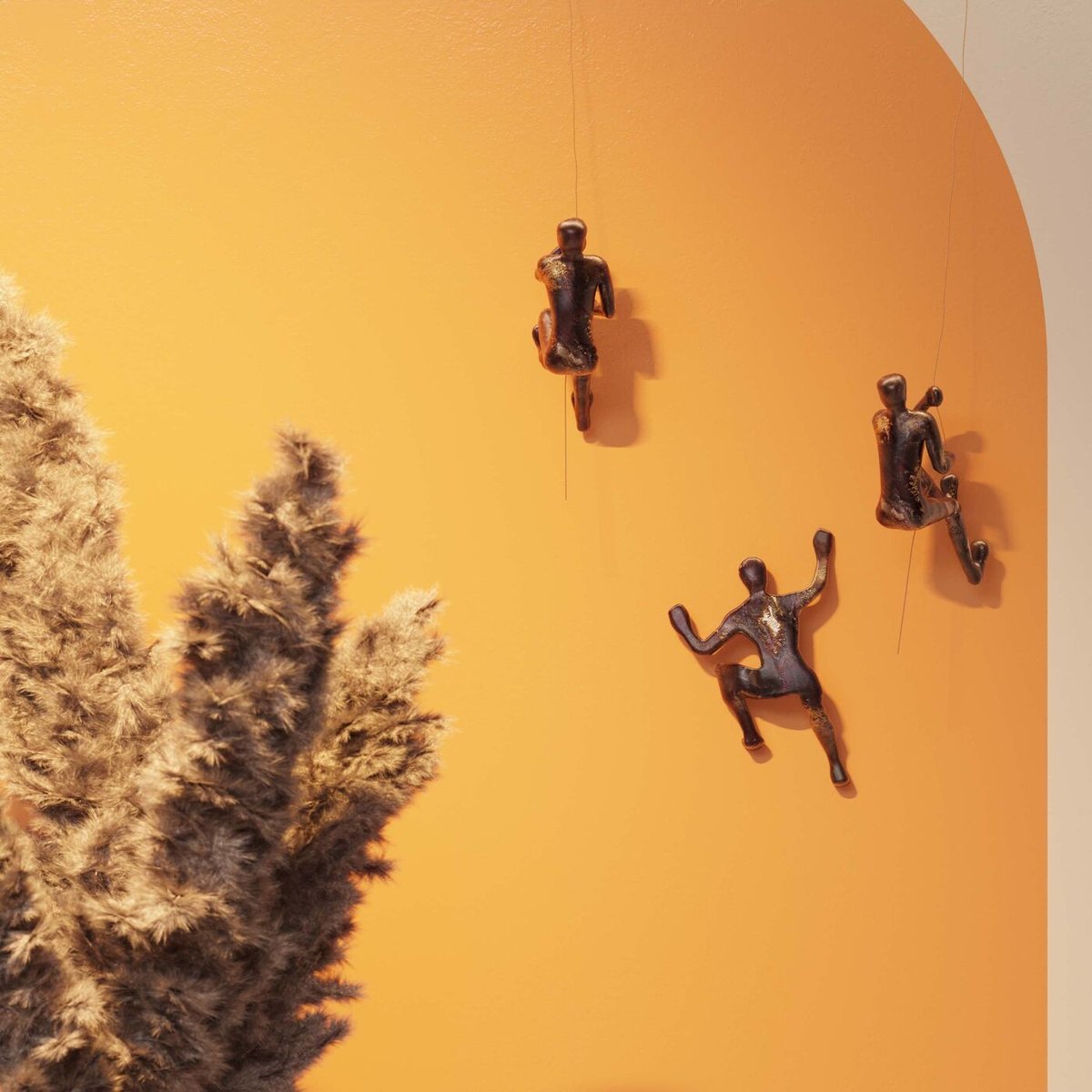Déco murale alpiniste marron, KARE DESIGN