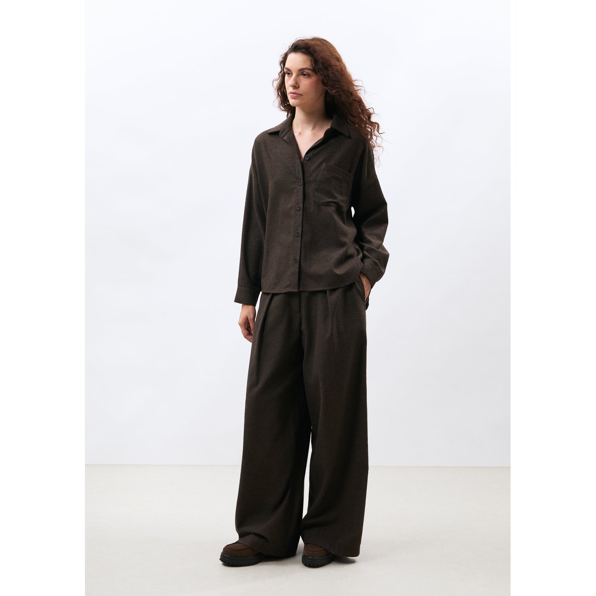 Chemise oversize en flanelle à chevrons chocolat, HUMILITY