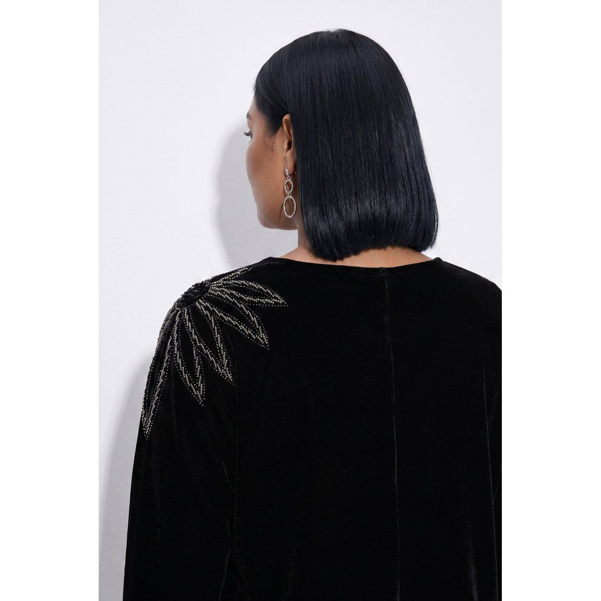 T-shirt en velours avec fleur noir, ULLA POPKEN