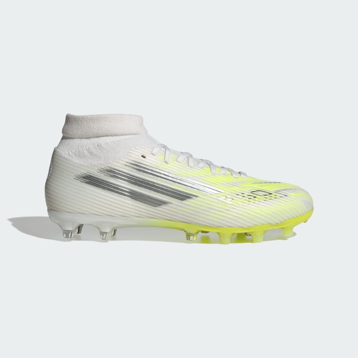 Chaussures De Football Femmes F50 Sparkfusion League Mid Cut Terrain Souple / Terrain Synthétique cloud white / iron metallic / hi-res yellow, adidas Performance
